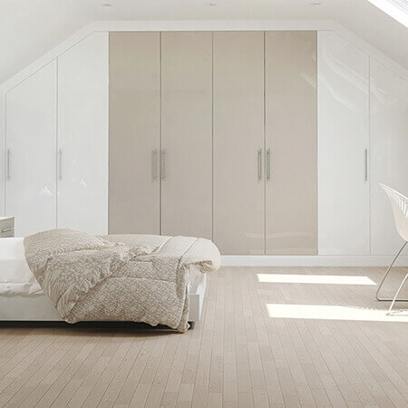 Bedrooms with Hinged Doors