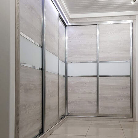 Wardrobes with Sliding Doors